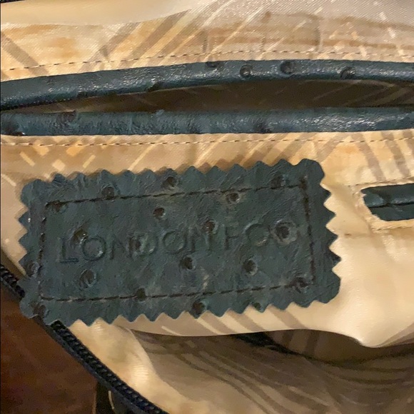 London Fog faux ostrich leather handbag - Picture 4 of 9